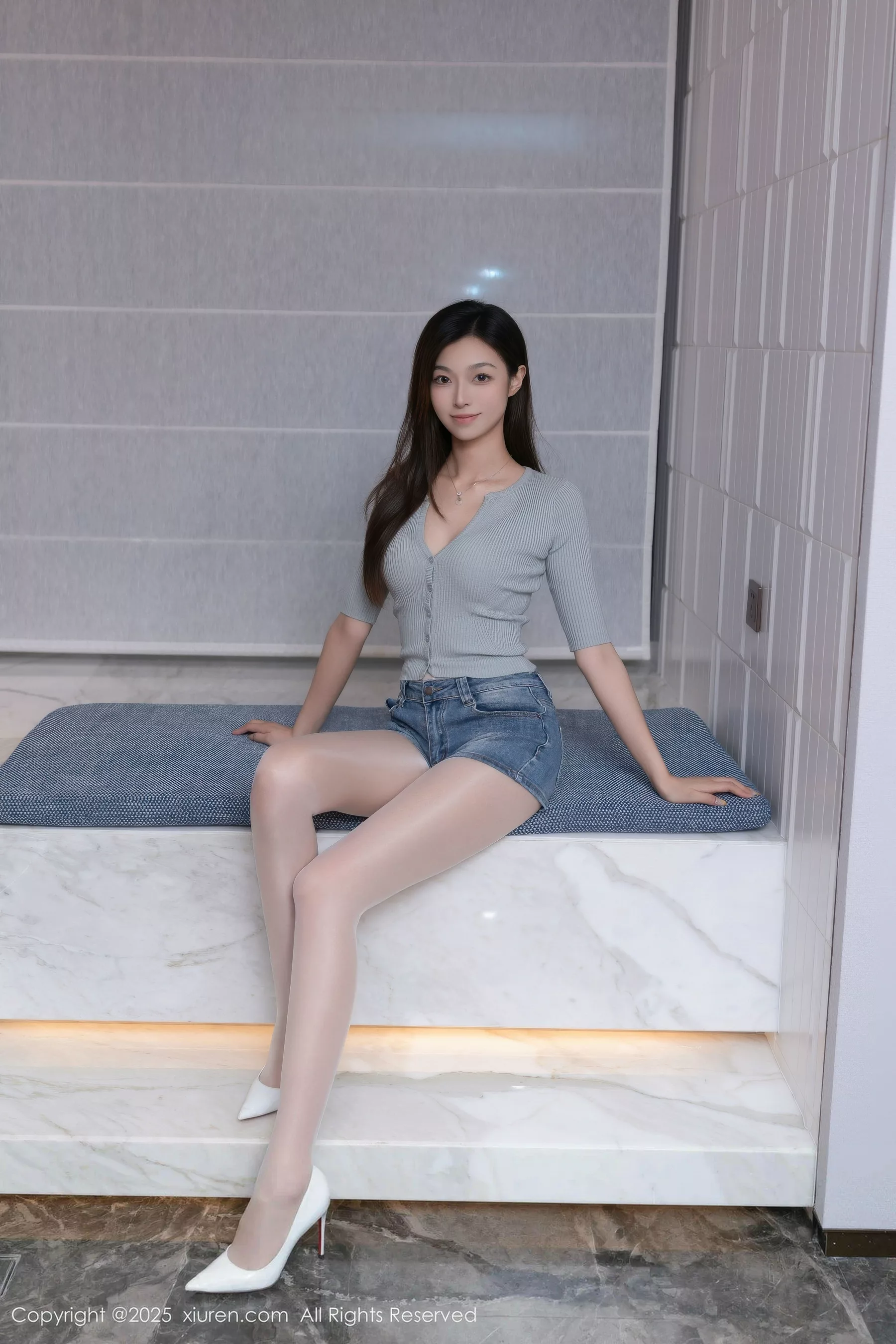 [XiuRen秀人网]第10881期kiki柚柚写真-秀人资源网